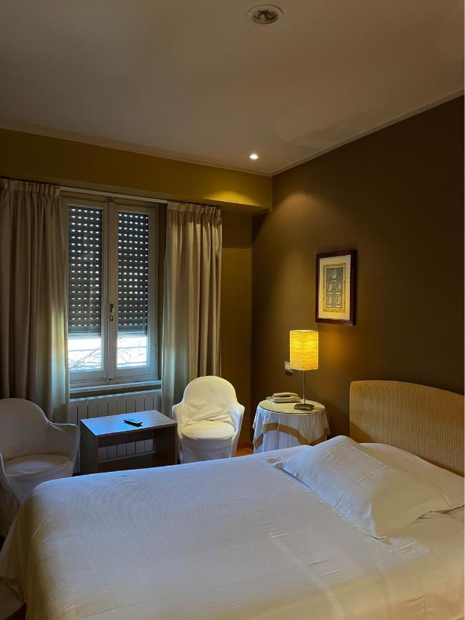 Albergo Ristorante Trieste Boves מראה חיצוני תמונה